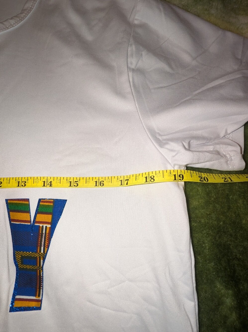 'I'ma Pray On It' Graphic Tee Size Medium White NWOT - Picture 6 of 6
